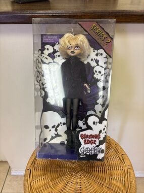 2003 Bleeding Edge Goths Series 2 Blonde Gothic Doll